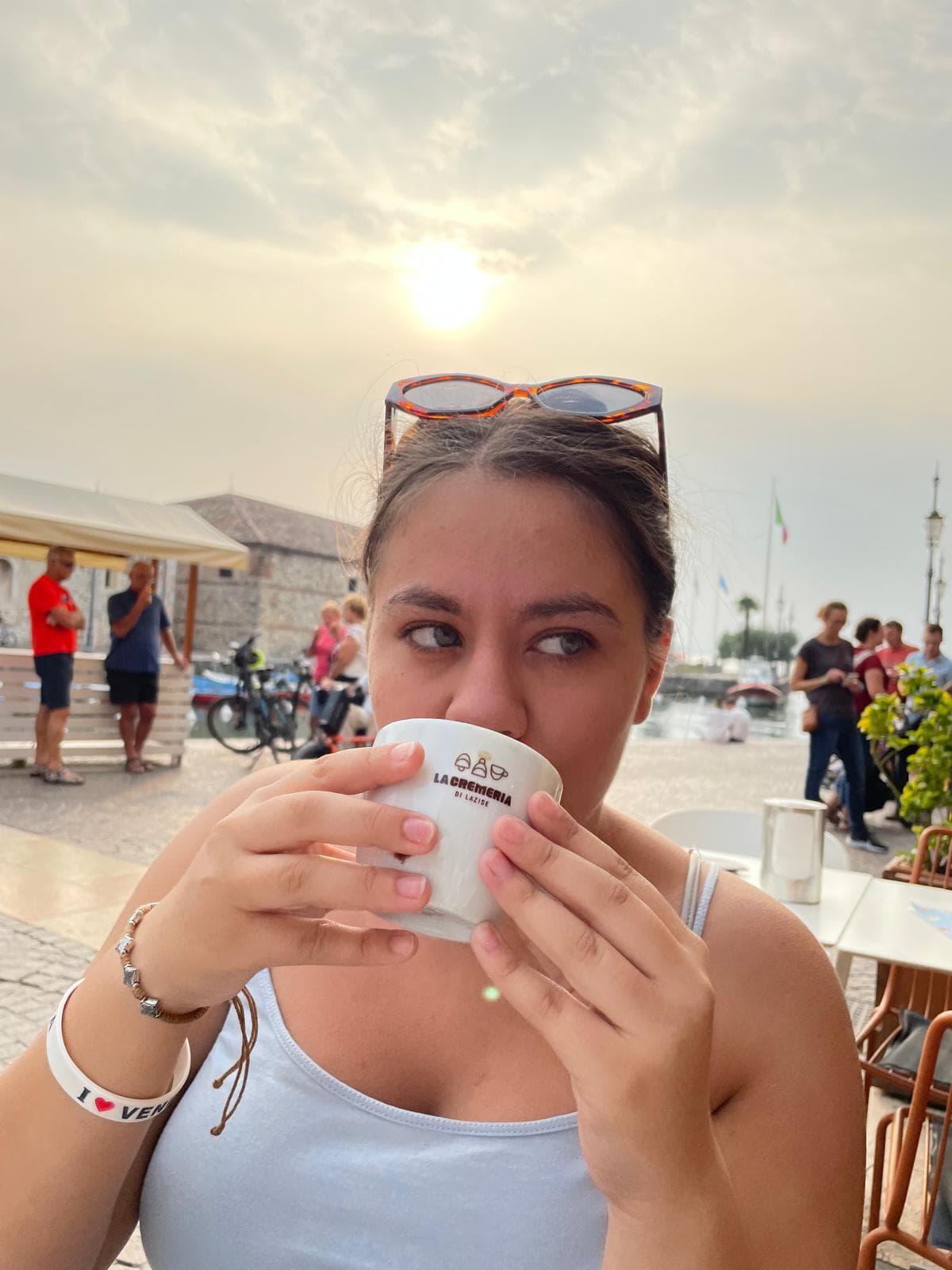 ליהיא בפעילות עם ילדים